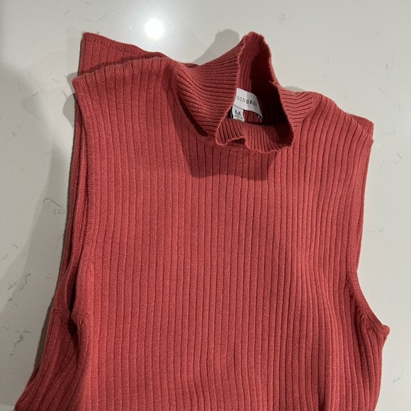 Madison Tops - MADISON GREY Pullover Womens Size M Pink Mock Neck Sleeveless Knit Top Pullover